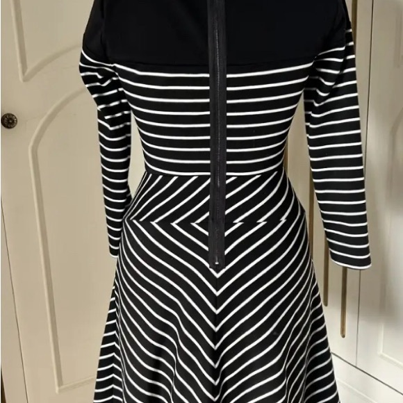 BCBGMaxAzria “Koryn” Dress - Picture 4 of 6